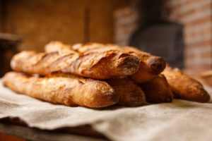 TreeHouse Foods to sell two in-house bakery facilities to Rich Products