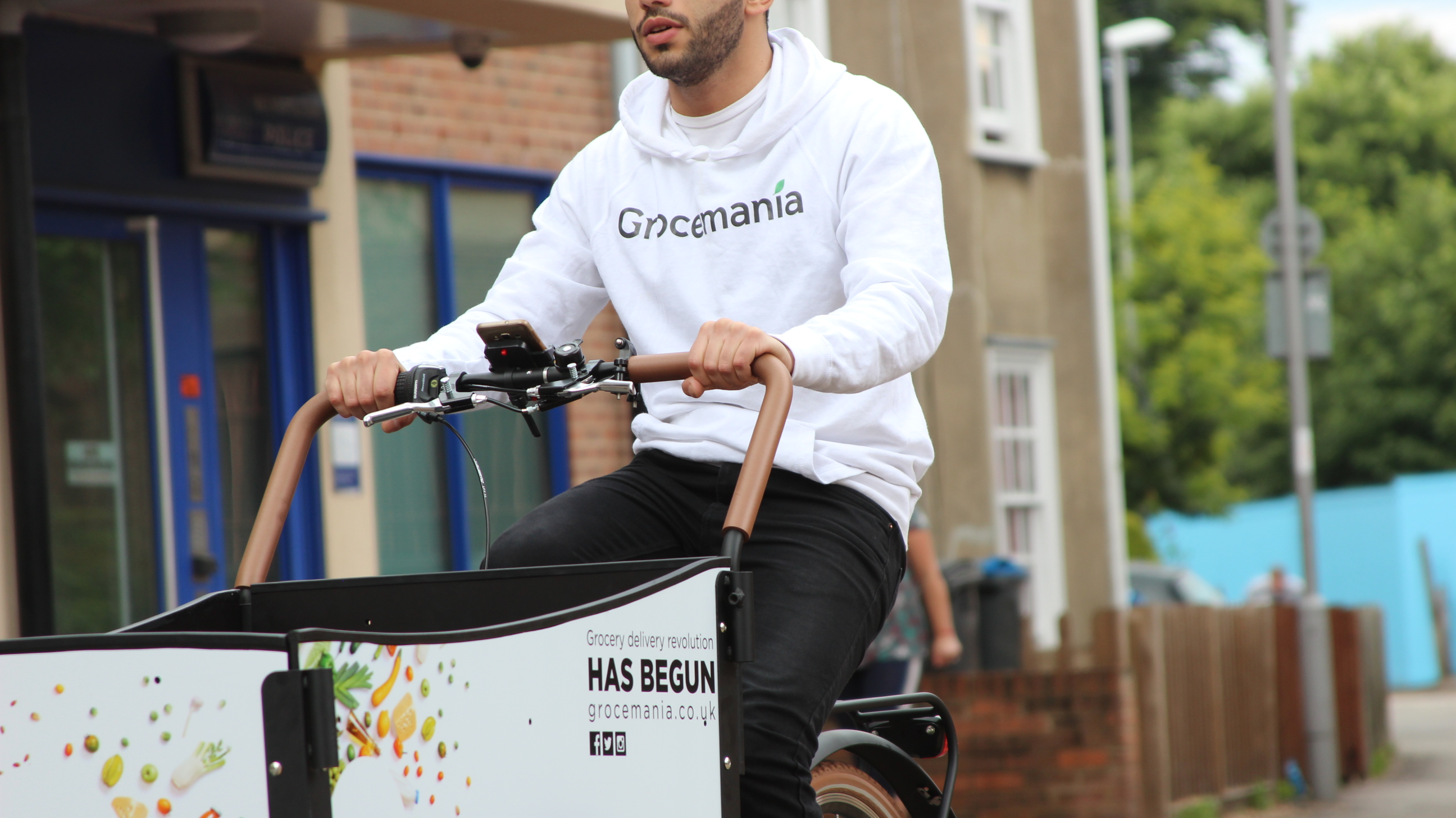 Grocery delivery service Grocemania raises over £170,000